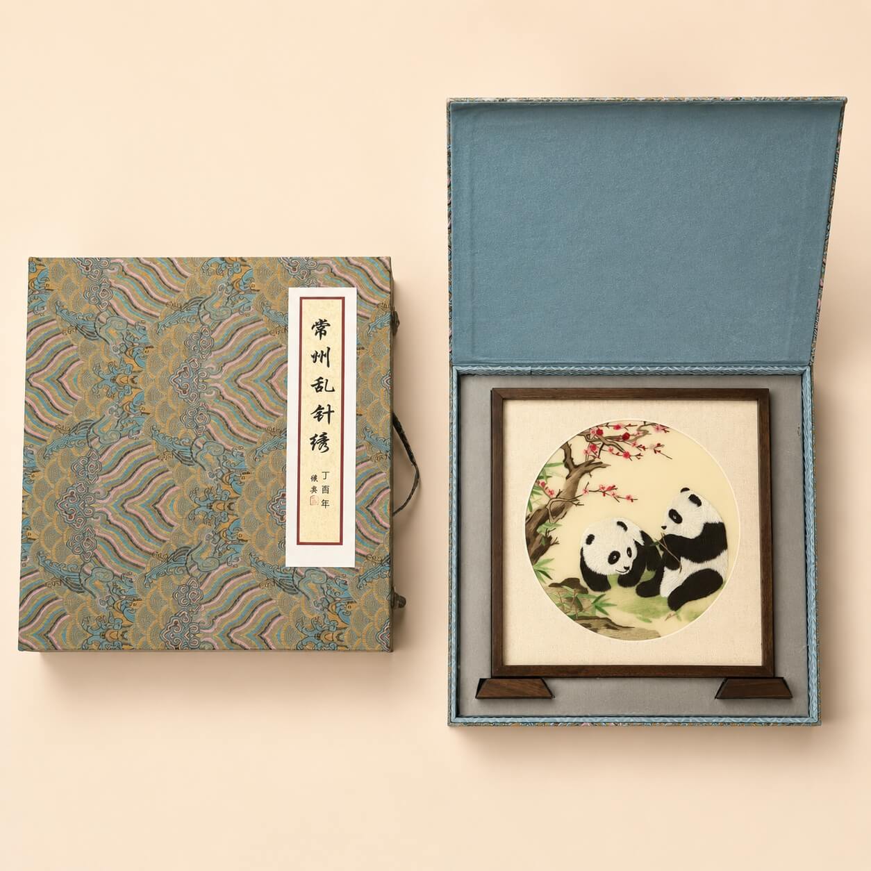 Changzhou Random-Stitch Embroidery Panda Table Screen – Luxury Gift Box Packaging – Premium Chinese Artwork Gift | Orient Handcraft