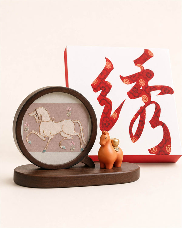 Lucky Horse silk embroidery gift set — 100% mulberry silk, Random-Stitch, Changzhou handcraft